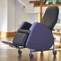 Florien II Pressure Relieving Chair with Intelligent Air Seat Pad and Flip Up Footrest *SPECIAL OFFER*